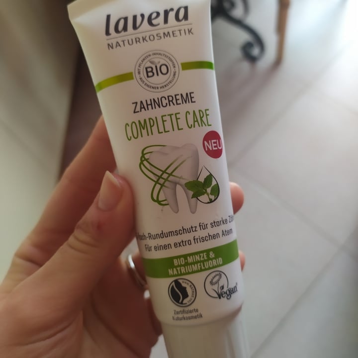 photo of Lavera Naturkosmetik Dentifricio Complete Care Green Fresh Complex shared by @fraveganita on  14 May 2024 - review