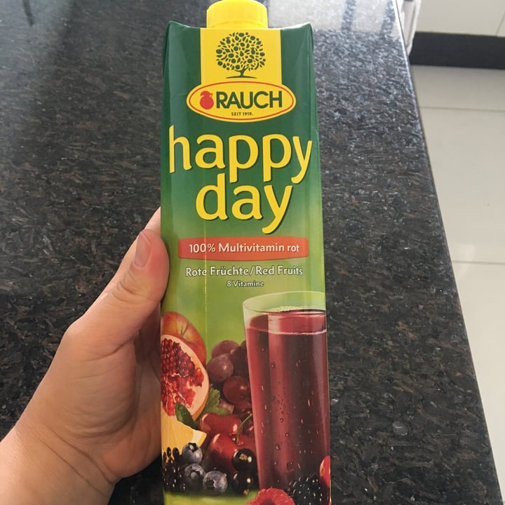 photo of Rauch happy day Red Fruits 8 vitamine shared by @litarodrigues on  05 Sep 2023 - review