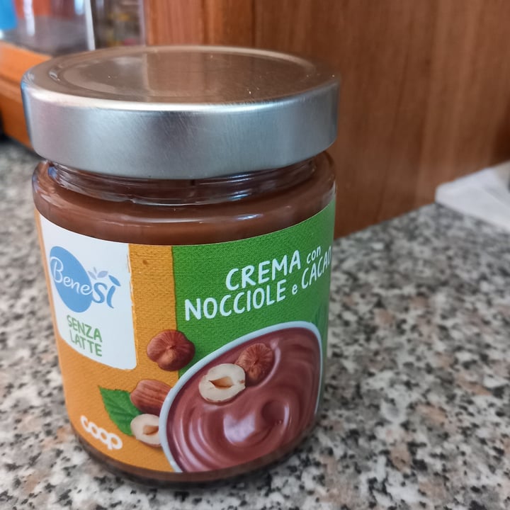 photo of Bene.Si coop crema con nocciole e cacao senza latte shared by @ilenia on  20 Aug 2023 - review