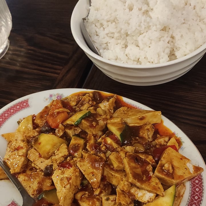 photo of Shanghai restaurant Spicy Tofu shared by @sumarhvonn on  03 Jan 2024 - review