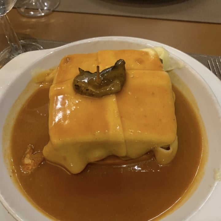 photo of Francesinhas Al Forno da Baixa Francesinha de Tofu shared by @miriam27 on  02 Oct 2023 - review