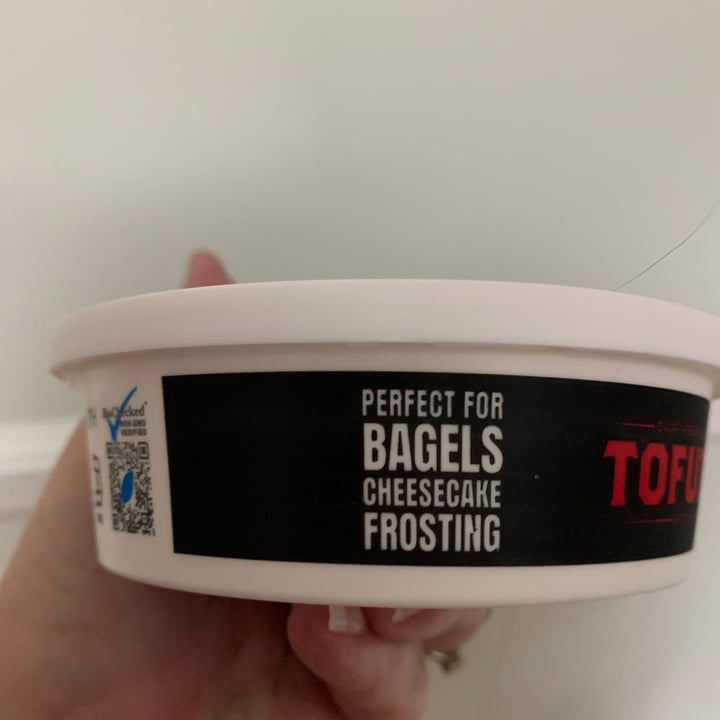 photo of Tofutti Better Than Cream Cheese shared by @onehungryvegan on  13 Oct 2023 - review