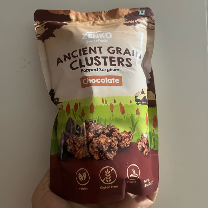 photo of ZENKO superfoods Ancient Grain Clusters Dark Chocolate shared by @soy-orbison on  26 Nov 2023 - review