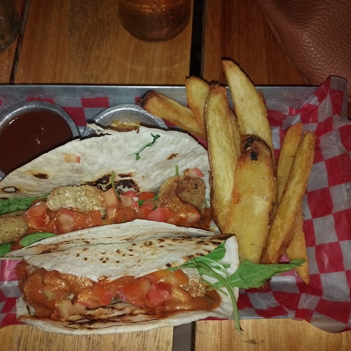photo of Ibice Olivos Tacos de Falafel shared by @venecia1 on  19 Aug 2023 - review