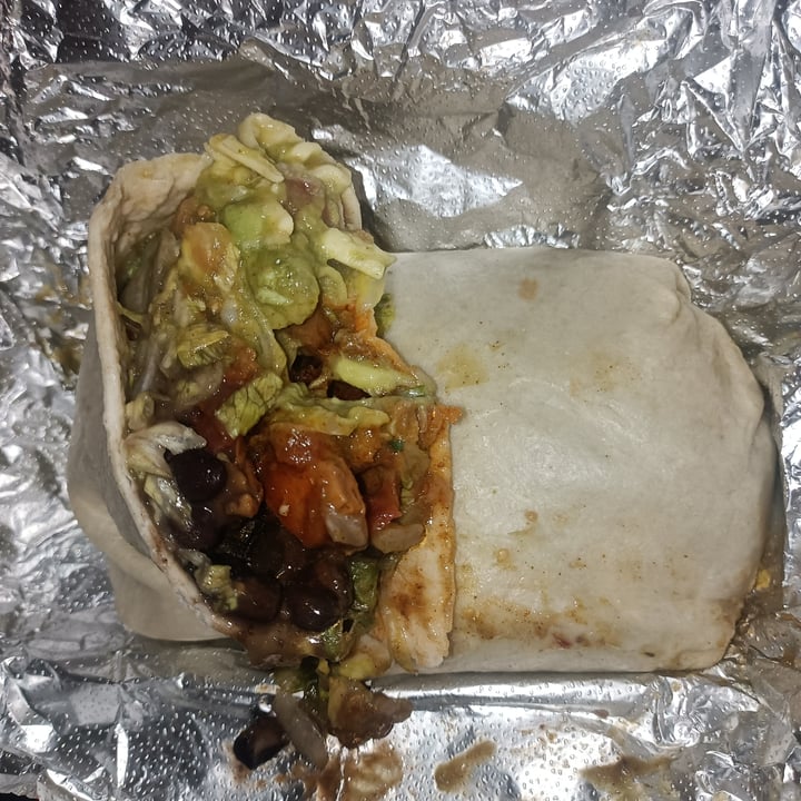 photo of Mad Mex Knox Spicy Vegan Chicken Burrito shared by @tardisco on  23 Nov 2024 - review