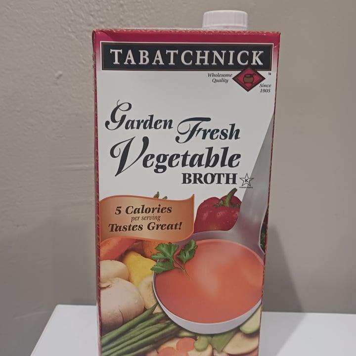 photo of Tabatchnick Garden Fresh Vegetable Broth shared by @heartartichokehearts on  30 Apr 2024 - review