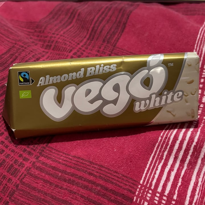 photo of Vego Almond bliss Vego white shared by @jakeastonfta on  18 Mar 2025 - review