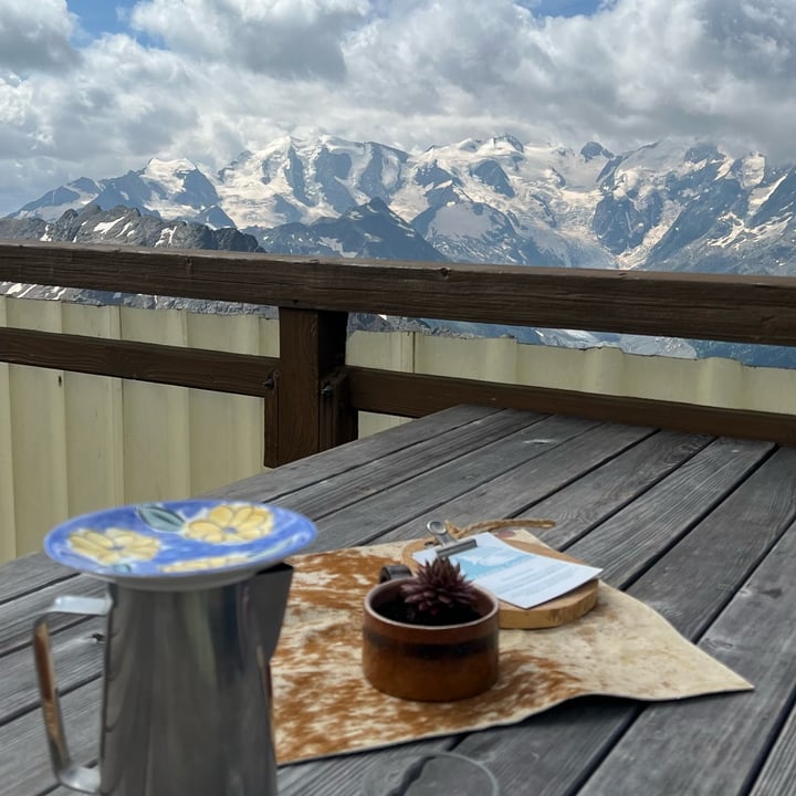 photo of Chamanna Georgy hot tea shared by @dinolau97 on  10 Aug 2024 - review