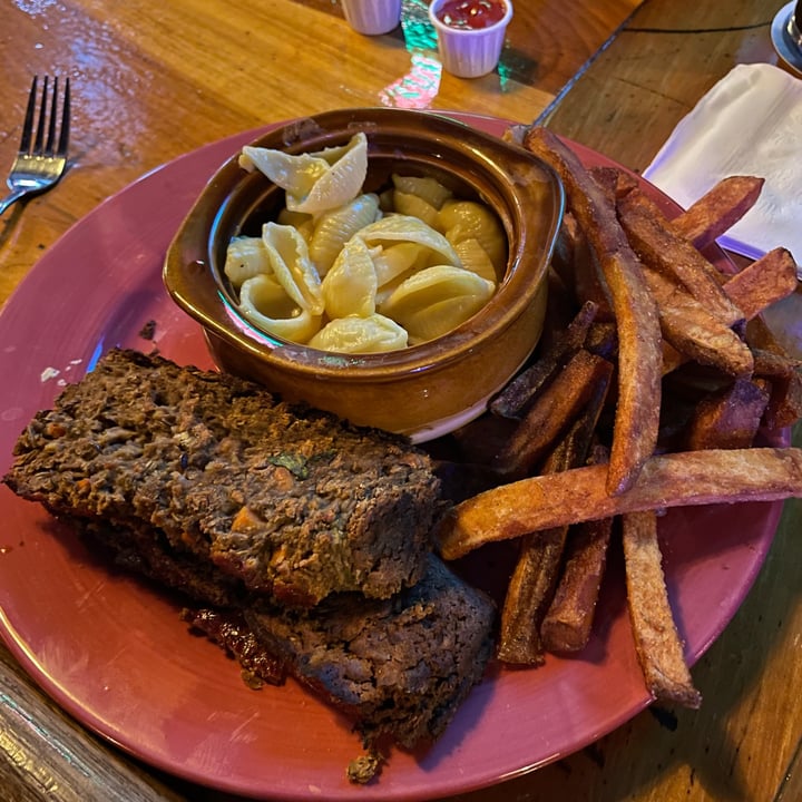 photo of The Cannon Meatloaf shared by @awinter141 on  26 Mar 2024 - review
