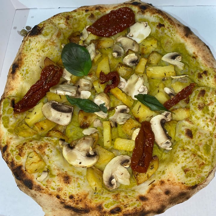 photo of Verace Pizza Vegana shared by @alicemad6 on  05 Oct 2023 - review