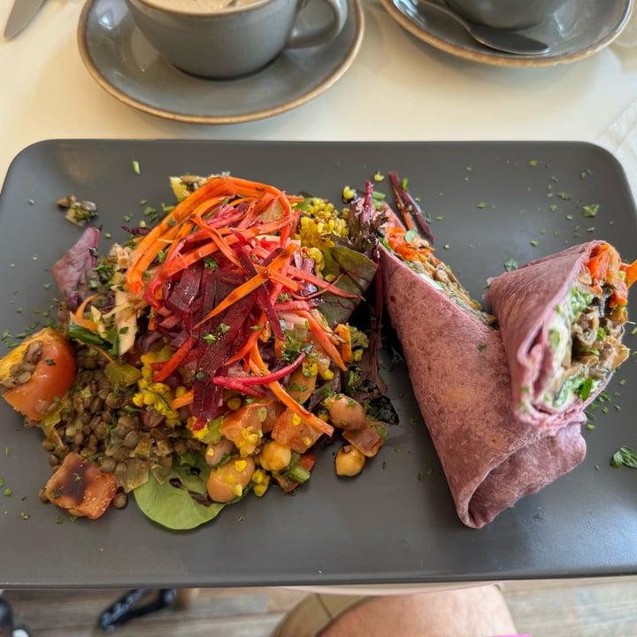photo of Nourish Mushroom Wrap shared by @andrefornia on  08 Aug 2024 - review