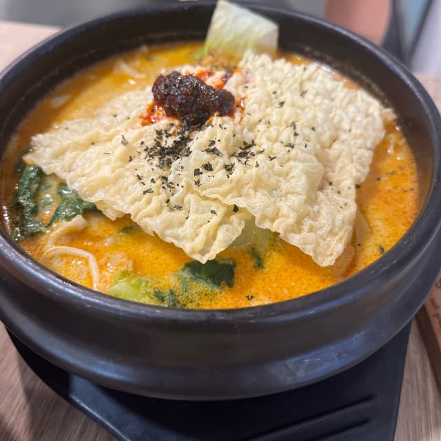菜肴“Hotpot For 1 -Laksa Base”的照片