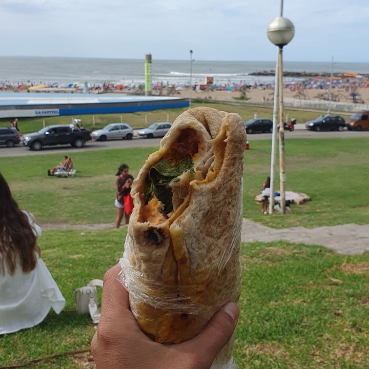 photo of Un Gusto Superior wrap shared by @candelaveg14 on  25 Apr 2024 - review