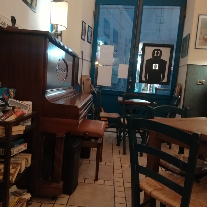 photo of Caffè Letterario Volta Pagina Torta zucca speziata e noci shared by @grilla on  08 Oct 2023 - review