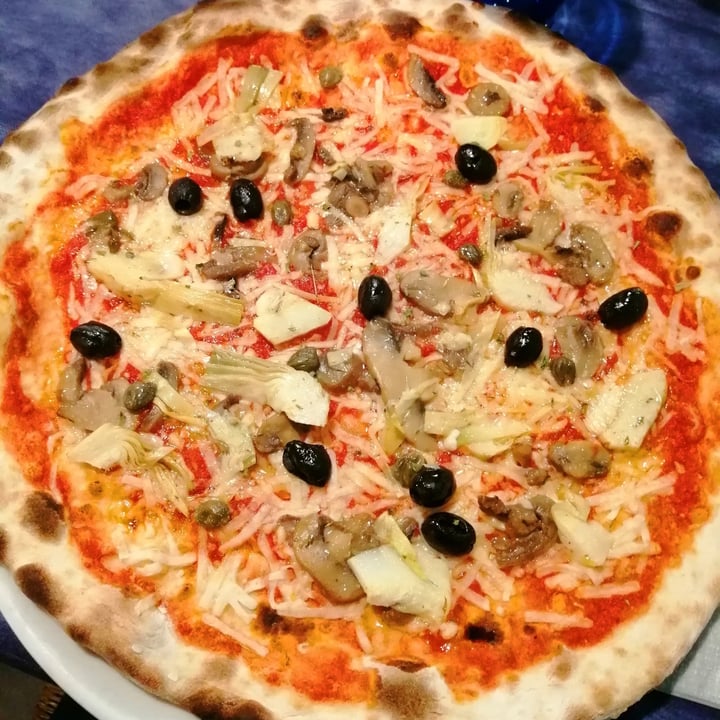 photo of La Tappa Pizzeria pizza Zingara (veg) shared by @anthe on  16 Apr 2024 - review