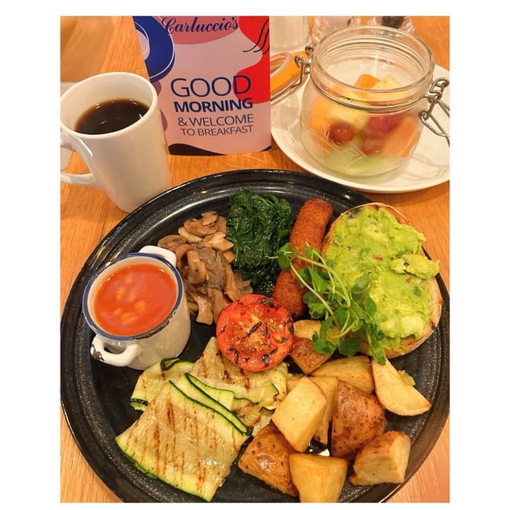 photo of Carluccio's - Marriott Heathrow Vegan Breakfast shared by @cosmicgalaxygirl on  18 Dec 2023 - review