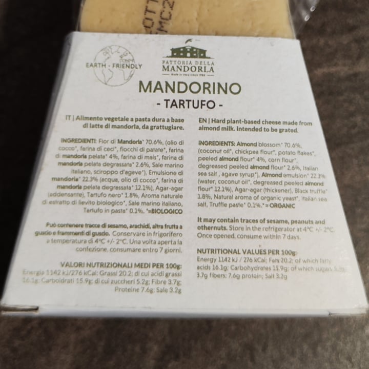 photo of La fattoria della mandorla Mandorino Al Tartufo shared by @unazampaperlaspagna on  26 Dec 2023 - review