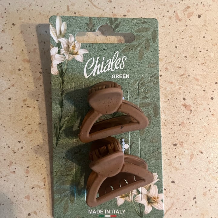photo of Chiales green mollette per capelli shared by @itsfrannie on  04 Oct 2025 - review