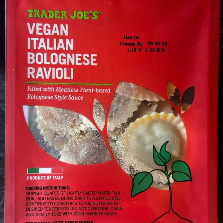 photo of Trader Joe's Vegan Italian Bolognese Ravioli shared by @shutupmeg on  20 Aug 2023 - review