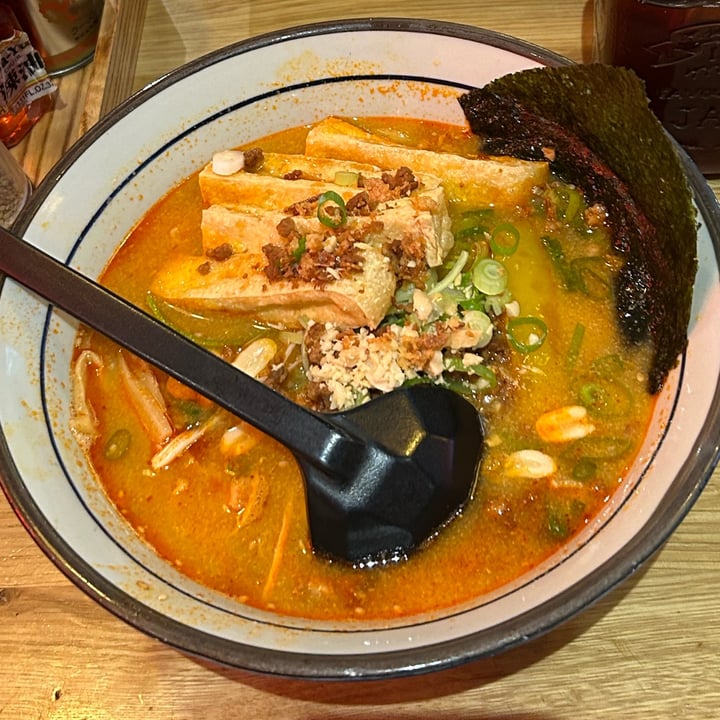 photo of Takumi Ramen Den Haag Herengracht Veggie Tofu Miso Ramen shared by @natyfelix on  02 Aug 2024 - review