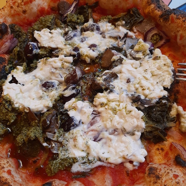 photo of Pizza Pilgrims Cambridge Pizza With Vegetables And Burrata shared by @raskolnikov on  05 May 2024 - review