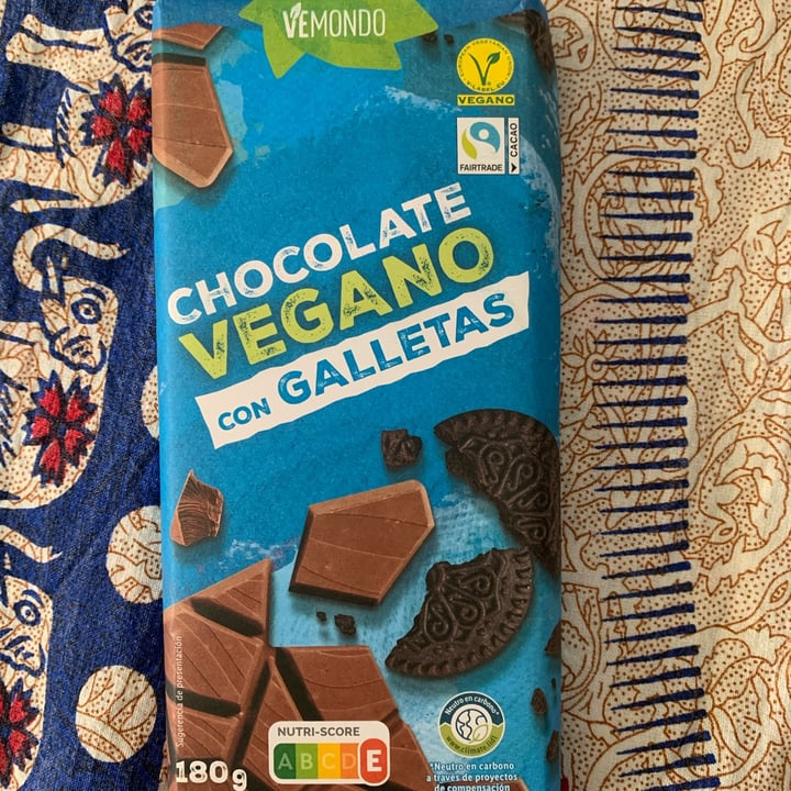 photo of Vemondo Chocolate vegano con galletas shared by @elyqs on  14 Oct 2023 - review