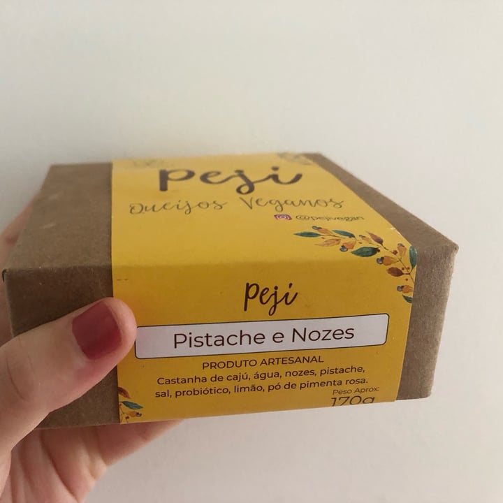 photo of Peji Vegan Queijo de Pistache e Nozes shared by @paulaliro on  25 Sep 2024 - review