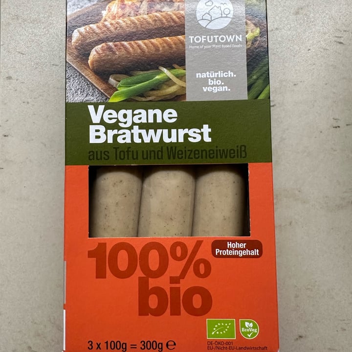 photo of Tofutown Vegane Bratwurst shared by @thevegansofi on  08 Jan 2025 - review