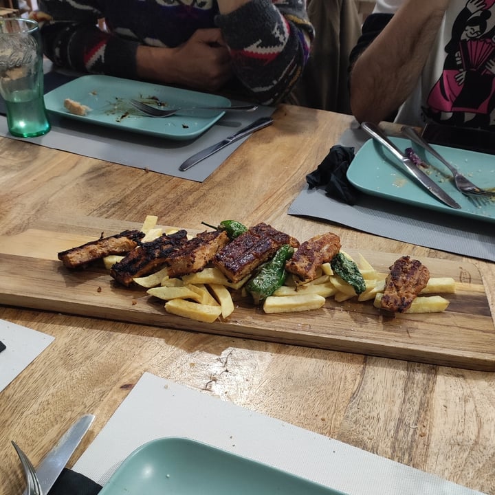 photo of Contracorriente Ourense Costilla con patatas shared by @luciacev on  19 Oct 2024 - review