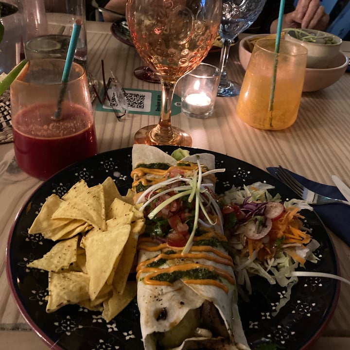 photo of Cocoloco The Queen Burrito shared by @splendidbear38 on  22 Oct 2023 - review