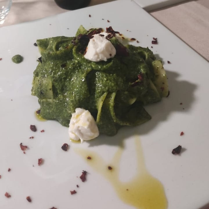 photo of Pesto di Pistacchio Pappardelle con pesto di cavolo nero, ricotta di mandorle e peperone crusco shared by @veg370 on  12 May 2024 - review