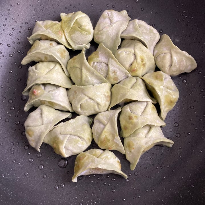 photo of Omyu shojin Gyozas Tailandés shared by @anavegar on  28 Feb 2024 - review