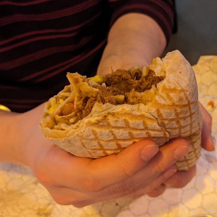 photo of Boxcar Hippie Vegan Barbacoa Pulled Oats Burrito shared by @iszy on  10 Mar 2024 - review