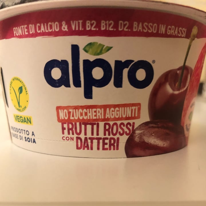 photo of Alpro yogurt alla ciliegia shared by @lucciola on  14 May 2024 - review