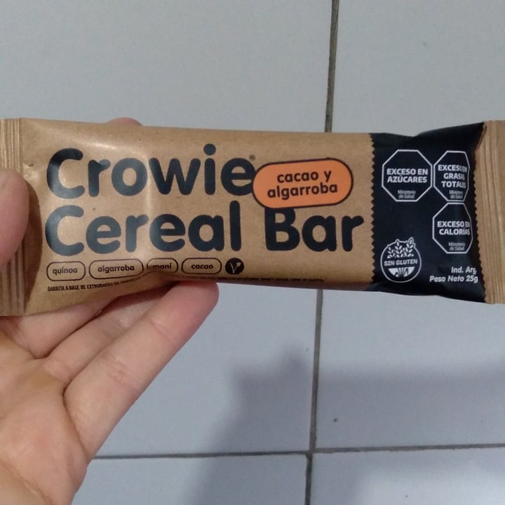 photo of Crowie cereal bar cacao shared by @ondavegan on  20 Sep 2024 - review