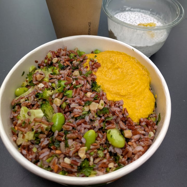 photo of EXKi Montparnasse Salade edamame houmous shared by @raimon-sabater on  09 Jun 2025 - review