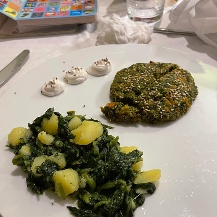 photo of Osteria dell'Arancio hamburger veg shared by @nalina on  22 Oct 2023 - review