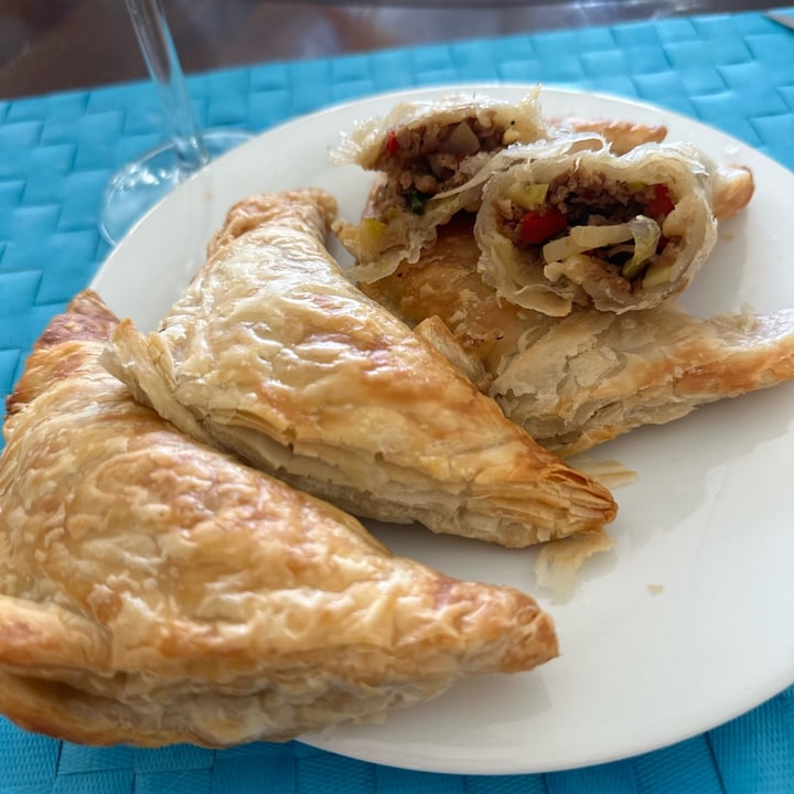 photo of Superfresh puff pastry shared by @gatinhozen on  16 May 2025 - review