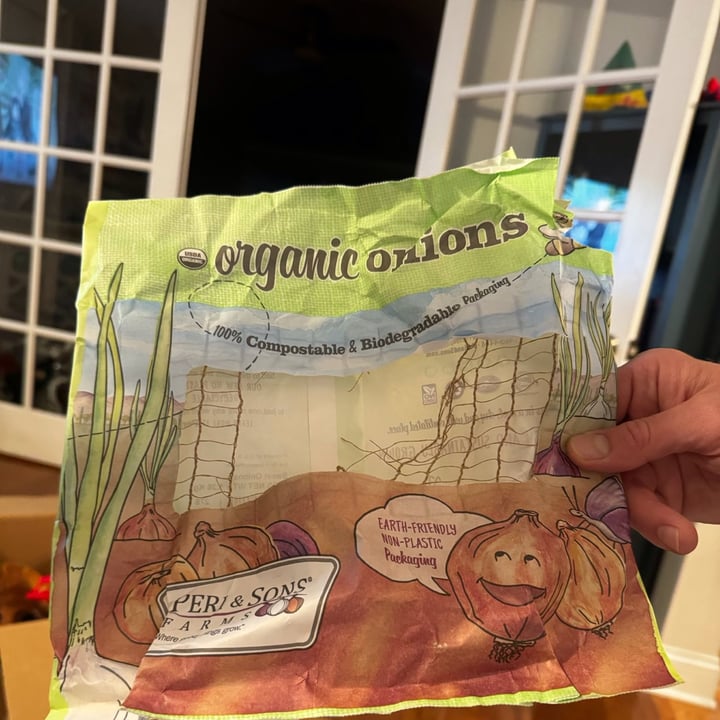 photo of Peri & Sons organic  sweet onions shared by @billysnow on  27 Oct 2023 - review