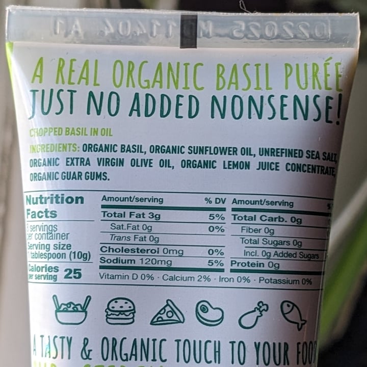 photo of Green kitchen Organic Basil Purée shared by @iszy on  30 Apr 2024 - review