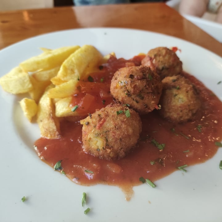 photo of Restaurante Hicuri Art Vegan Albóndigas Veganas shared by @alejandro-alvaro on  07 Oct 2025 - review