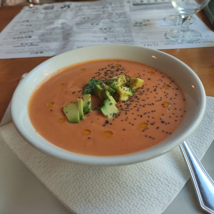 photo of Restaurante Hicuri Art Vegan Salmorejo Con Aguacate shared by @alejandro-alvaro on  07 Oct 2025 - review