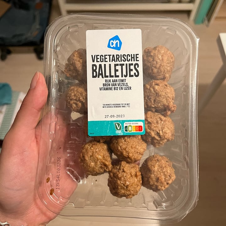 photo of Albert Heijn AH vegetarische balletjes shared by @sofiapiagnani on  03 Sep 2023 - review