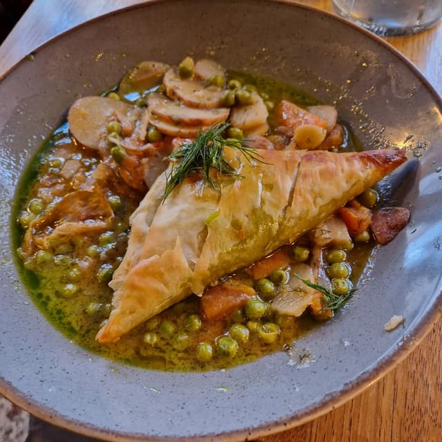 Photo of the dish “Spinach and tofu filo parcel with arakas latheros”