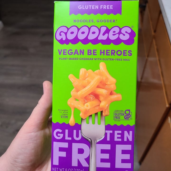 photo of Goodles Vegan be Heroes, chedder gluten free mac and cheese shared by @sofihuasteca on  03 May 2024 - review