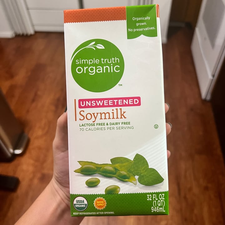 photo of Simple Truth Unsweetened Soy Milk shared by @marykathryncs on  12 Sep 2023 - review
