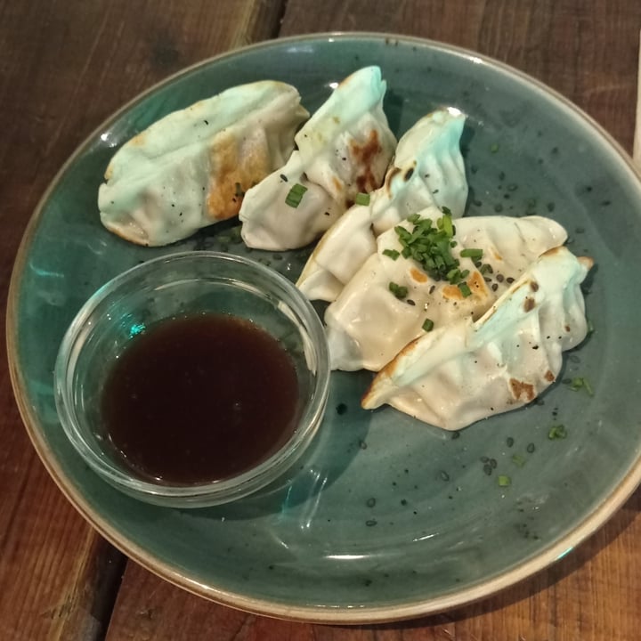 photo of Amarre 69 Gyozas shared by @moniqueta on  09 Mar 2024 - review