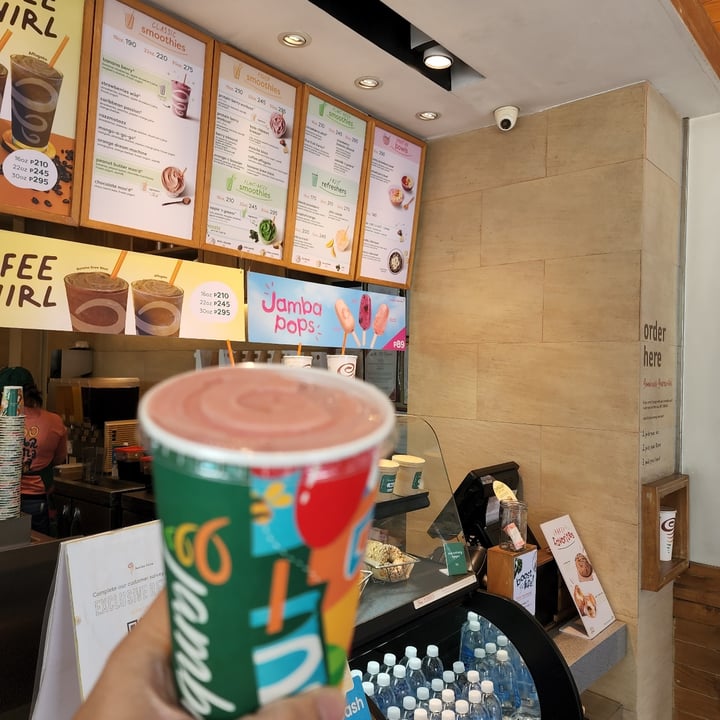 photo of Jamba Juice Strawberry Whirl shared by @teamaldous on  02 May 2024 - review