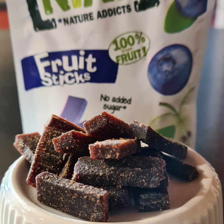photo of Nature Addicts (N.A!) Fruit Sticks Blueberry shared by @veronicagroen on  09 Apr 2024 - review
