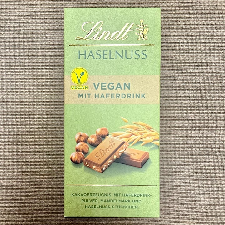 photo of Lindt Vegan Hazelnut shared by @vanille on  07 Sep 2023 - review